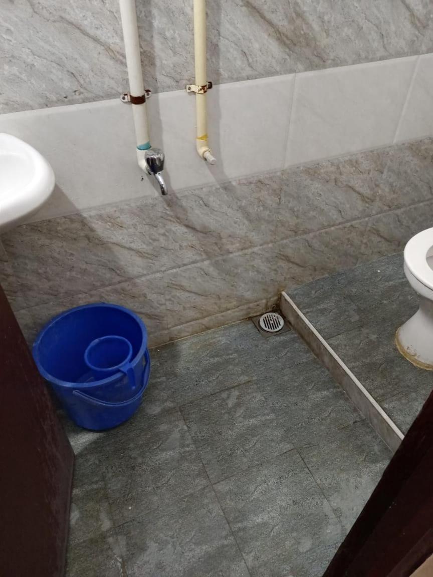 Sri Ambika Lodge Rajapalaiyam Bagian luar foto
